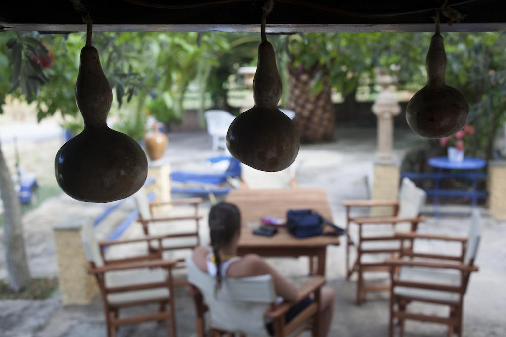 Spiros Rooms Panormos  Eksteriør bilde