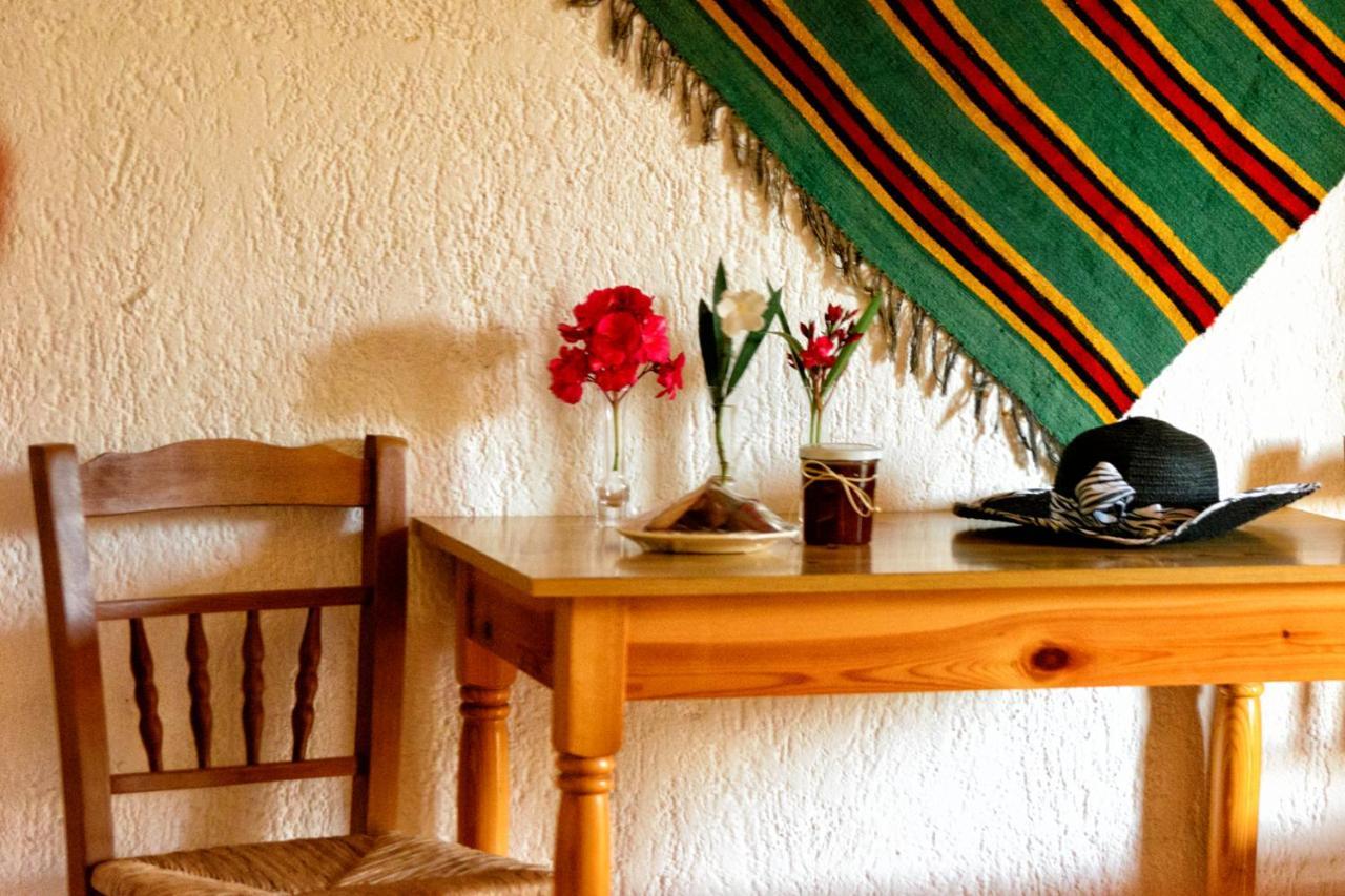Spiros Rooms Panormos  Eksteriør bilde